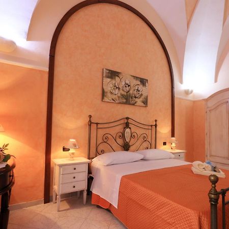 بريزيتشي B&B La Villa المظهر الخارجي الصورة