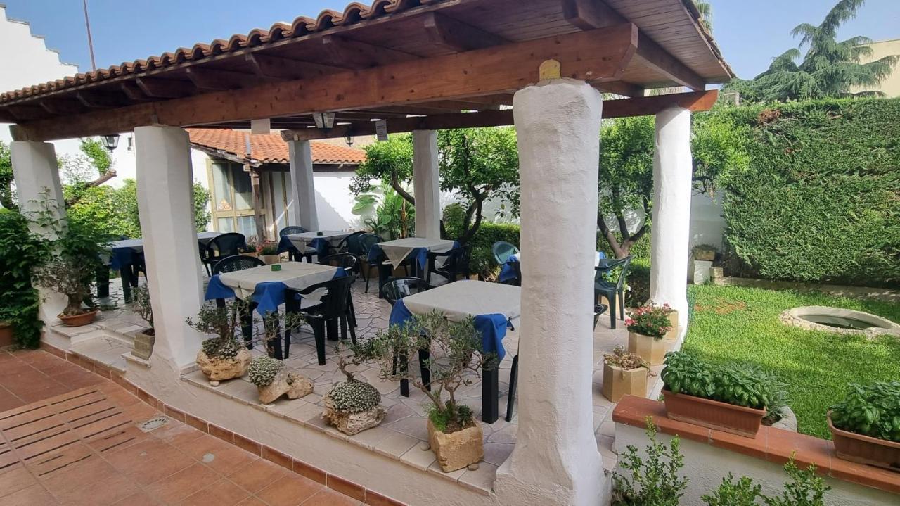 بريزيتشي B&B La Villa المظهر الخارجي الصورة